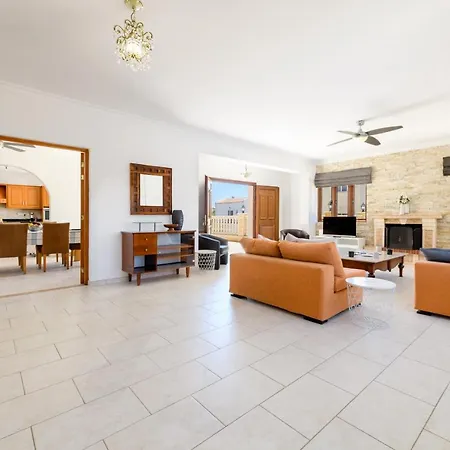 Mersinia Heights Villa Ayia Napa